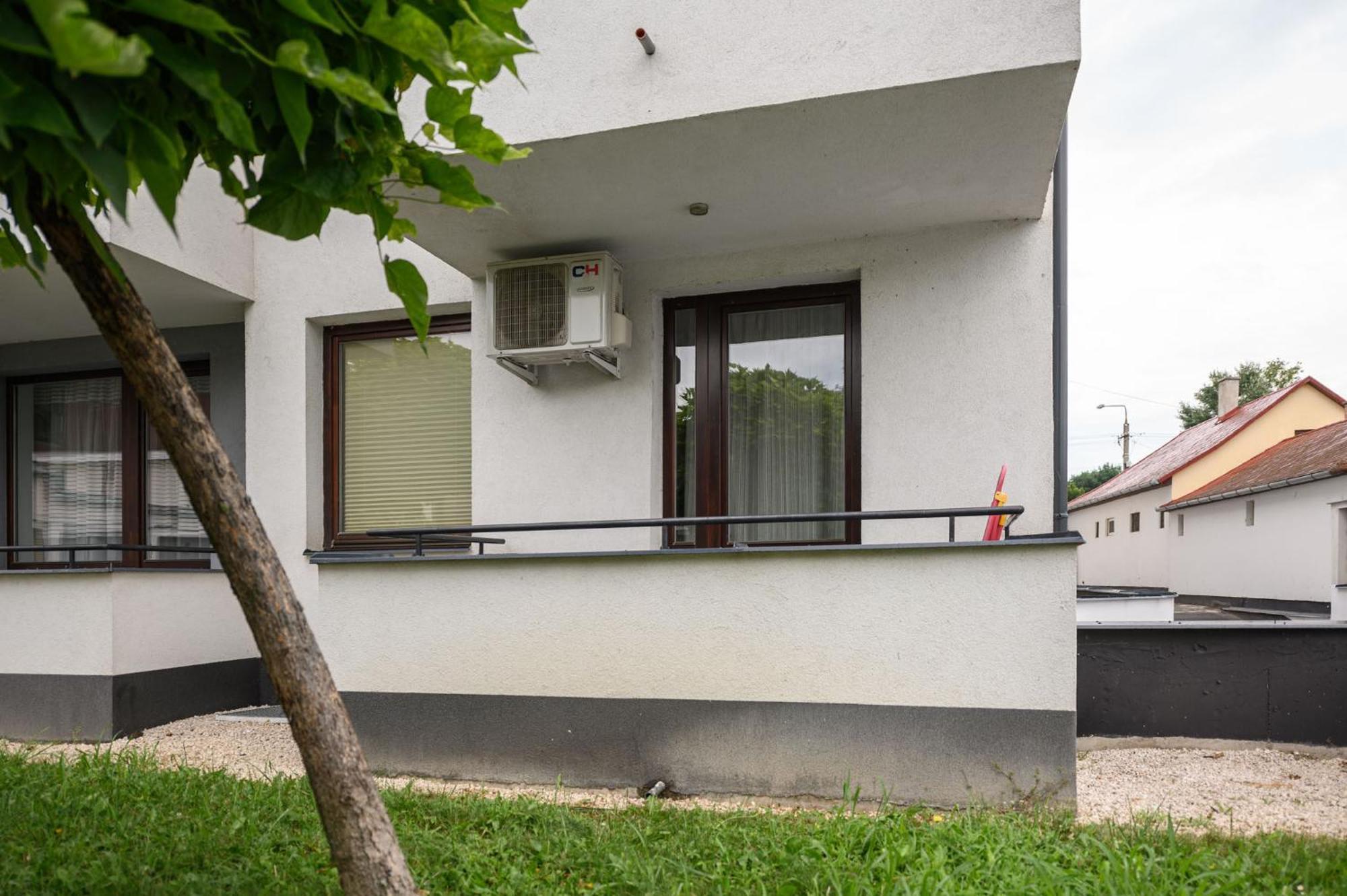 Art Apartments Hajdúszoboszló Kamer foto